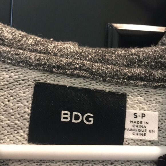 Dark Gray BDG Hooded Zip up Jacket Sz Small… - Picture 3 of 3